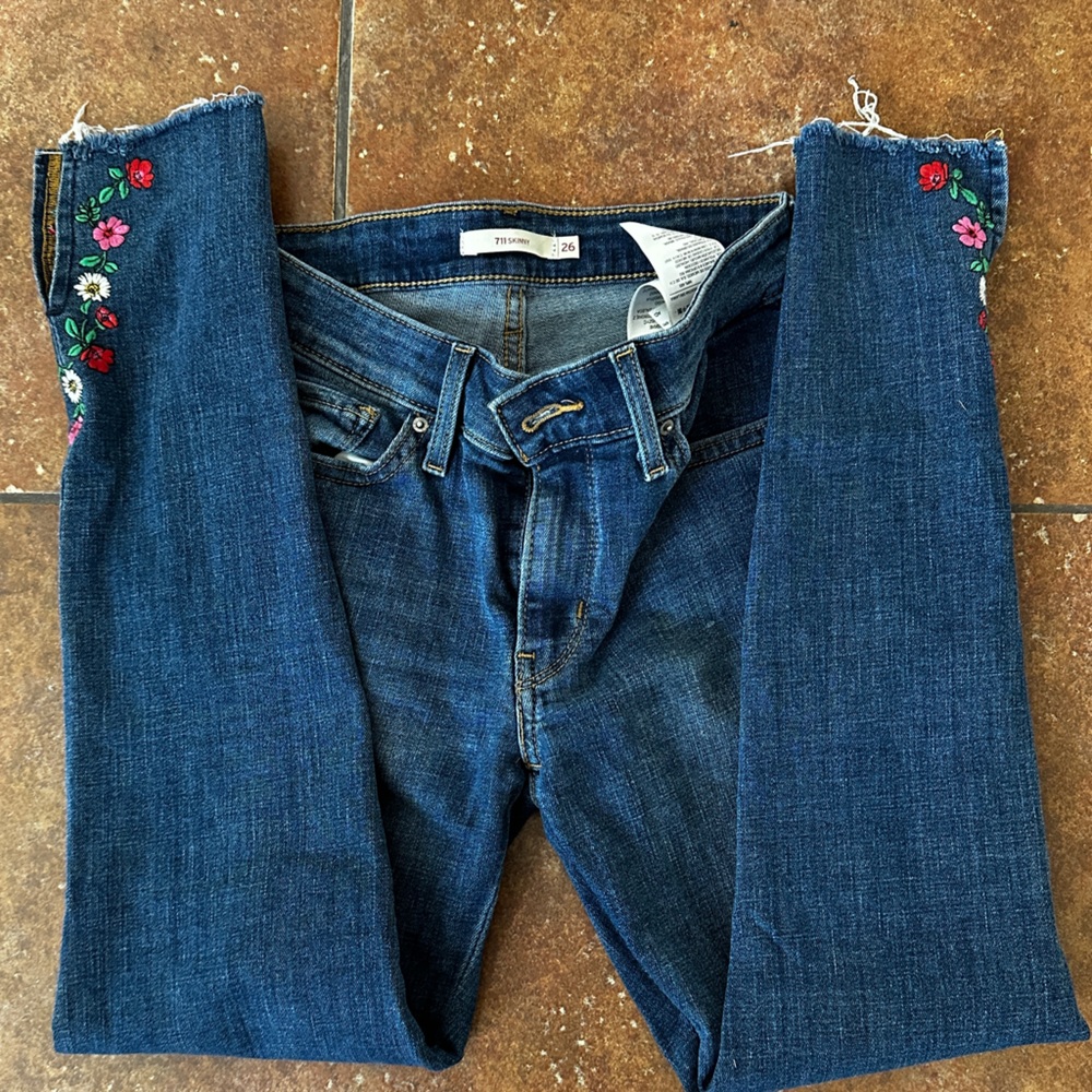 Levis skinny jeans with flowers
